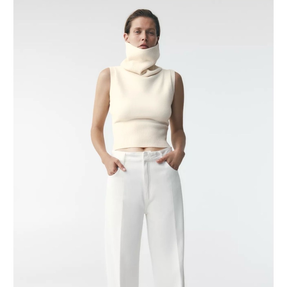 Zara Cream Sleeveless Turtleneck Top